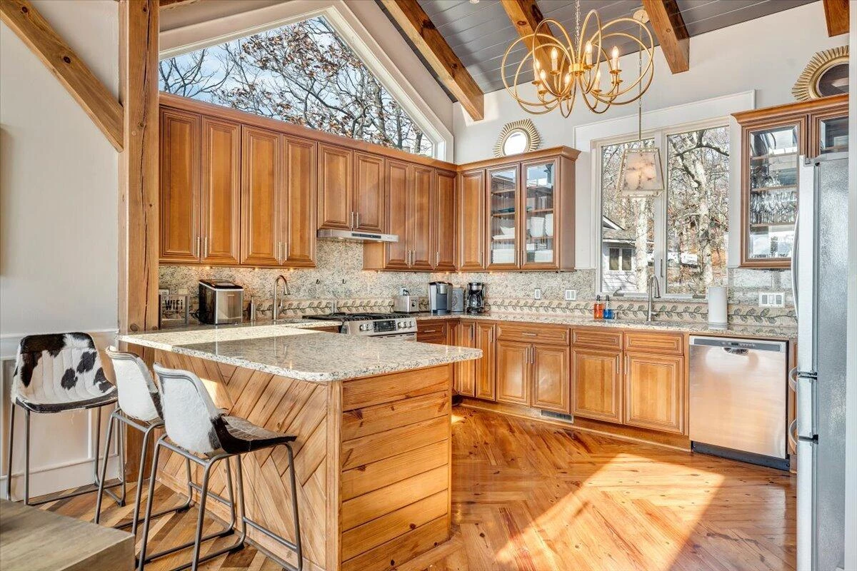 380 BLACKROCK CIR - Photo 18