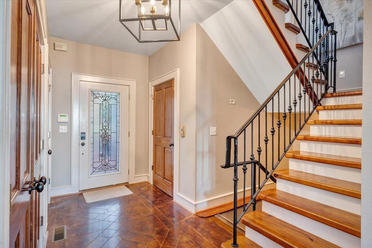 380 BLACKROCK CIR - Photo 29