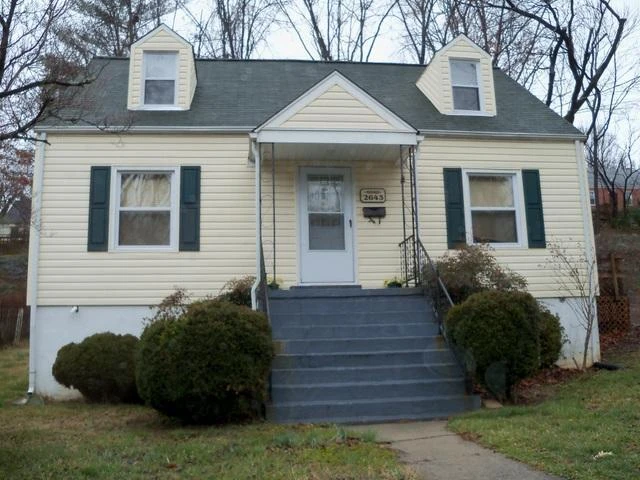 2643 Lansing DR