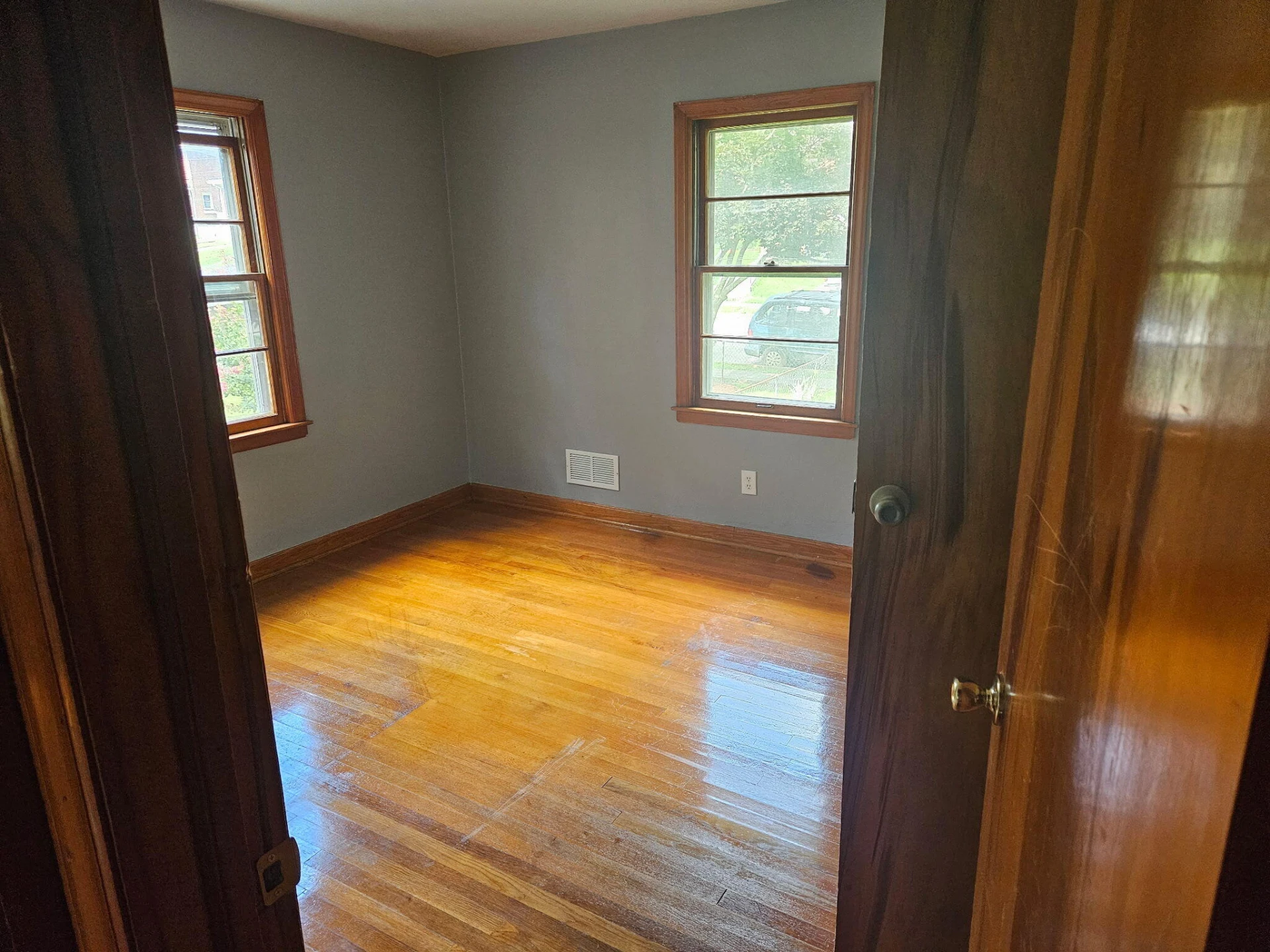2108 Wayne ST - Photo 3