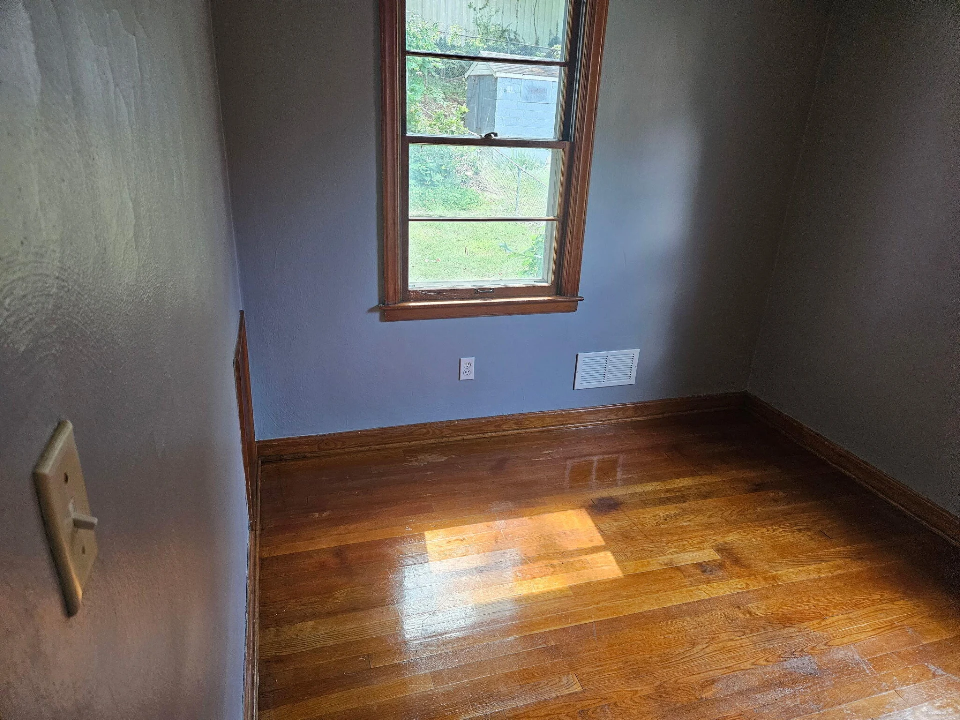 2108 Wayne ST - Photo 4