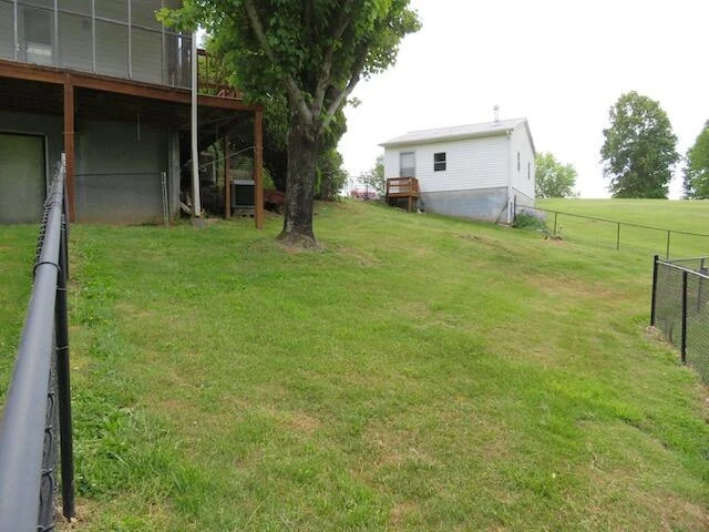 1019 Croker LN - Photo 22