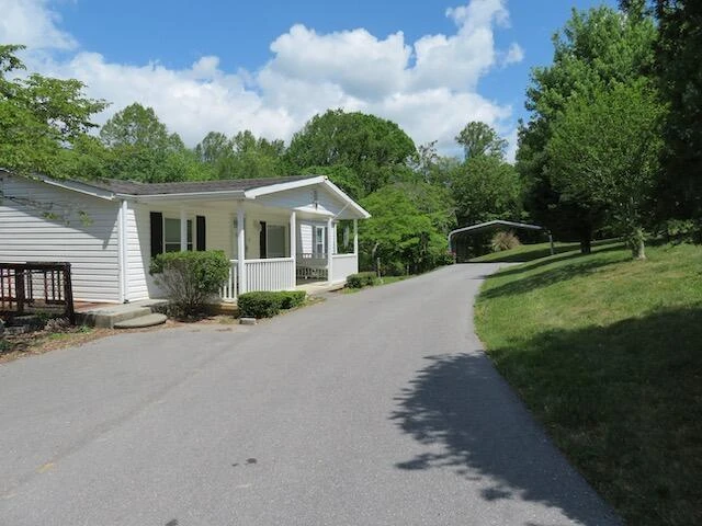 1019 Croker LN - Photo 4