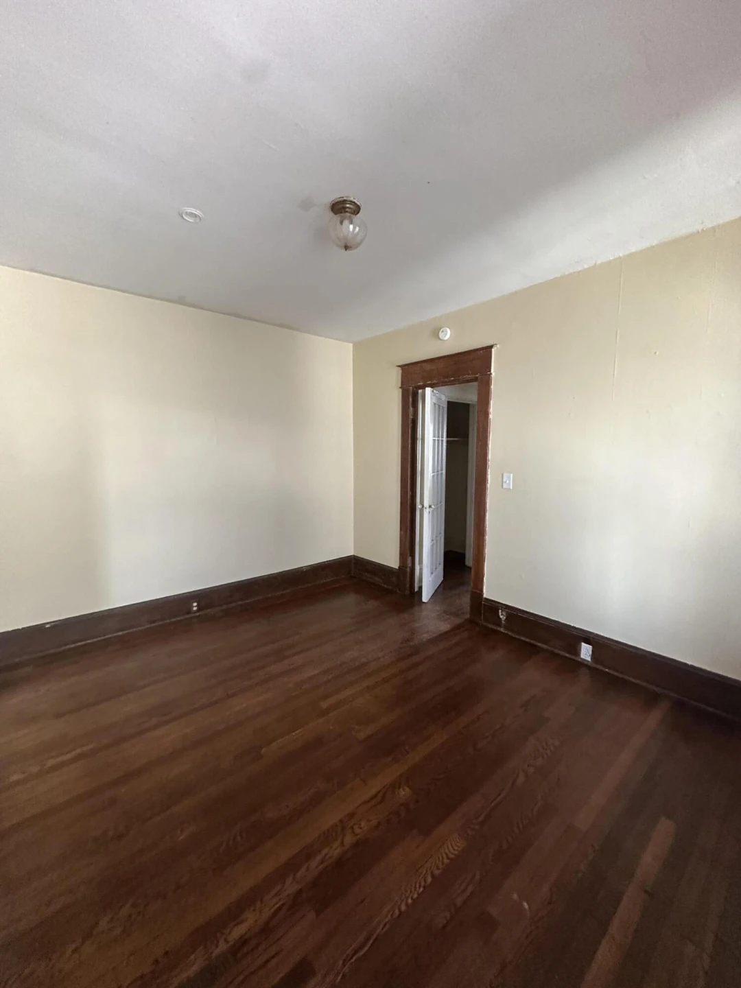 506 Highland AVE - Photo 5