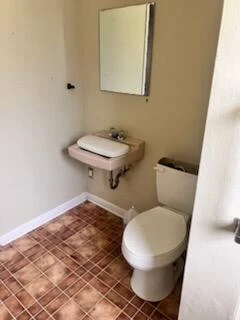 2521 Lakeview DR - Photo 12