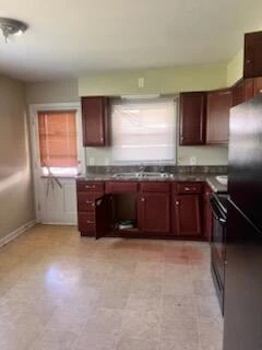 2521 Lakeview DR - Photo 5