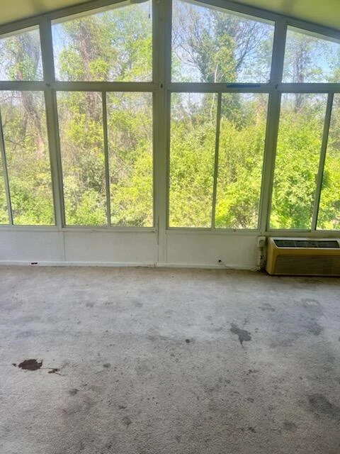 2521 Lakeview DR - Photo 8