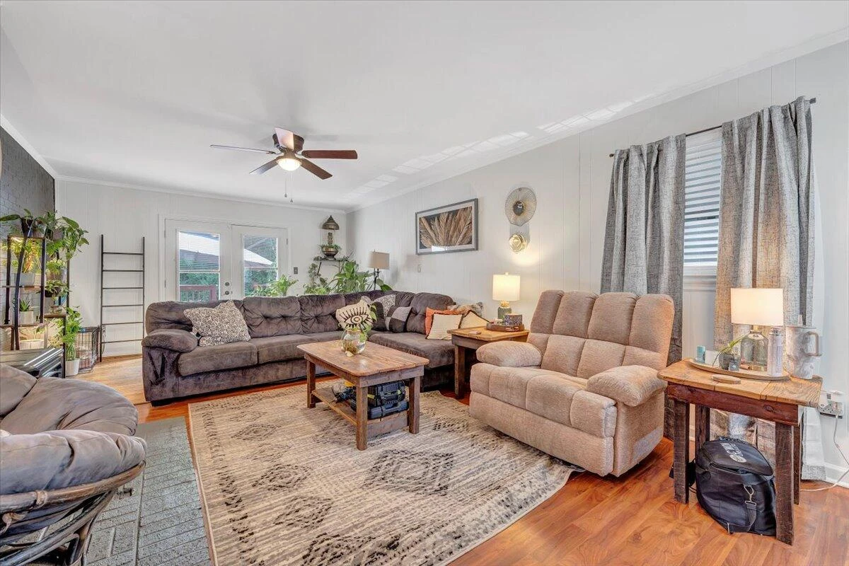 2734 Embassy DR - Photo 24