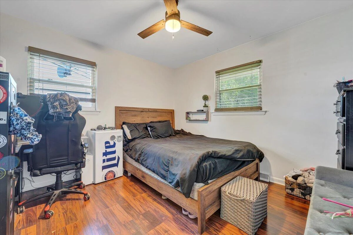 2734 Embassy DR - Photo 27