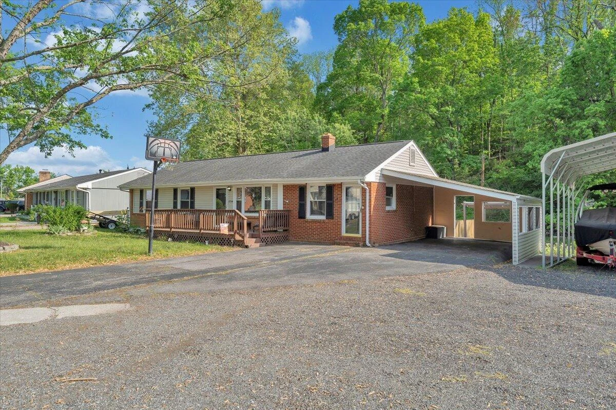 2734 Embassy DR - Photo 3