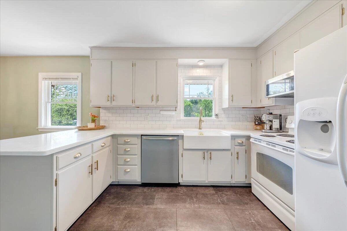 3223 Webster RD - Photo 13