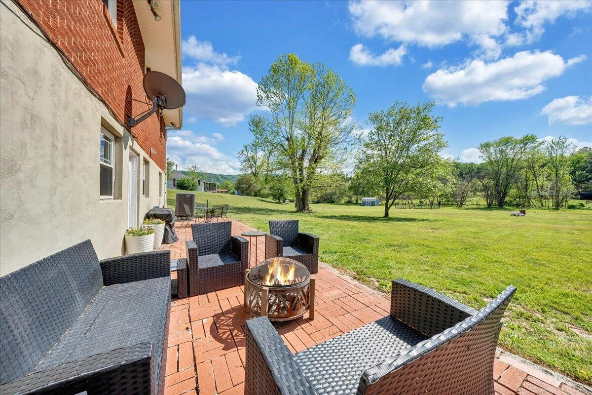 3223 Webster RD - Photo 29