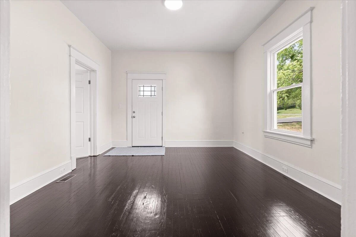 3933 Dakota AVE - Photo 9