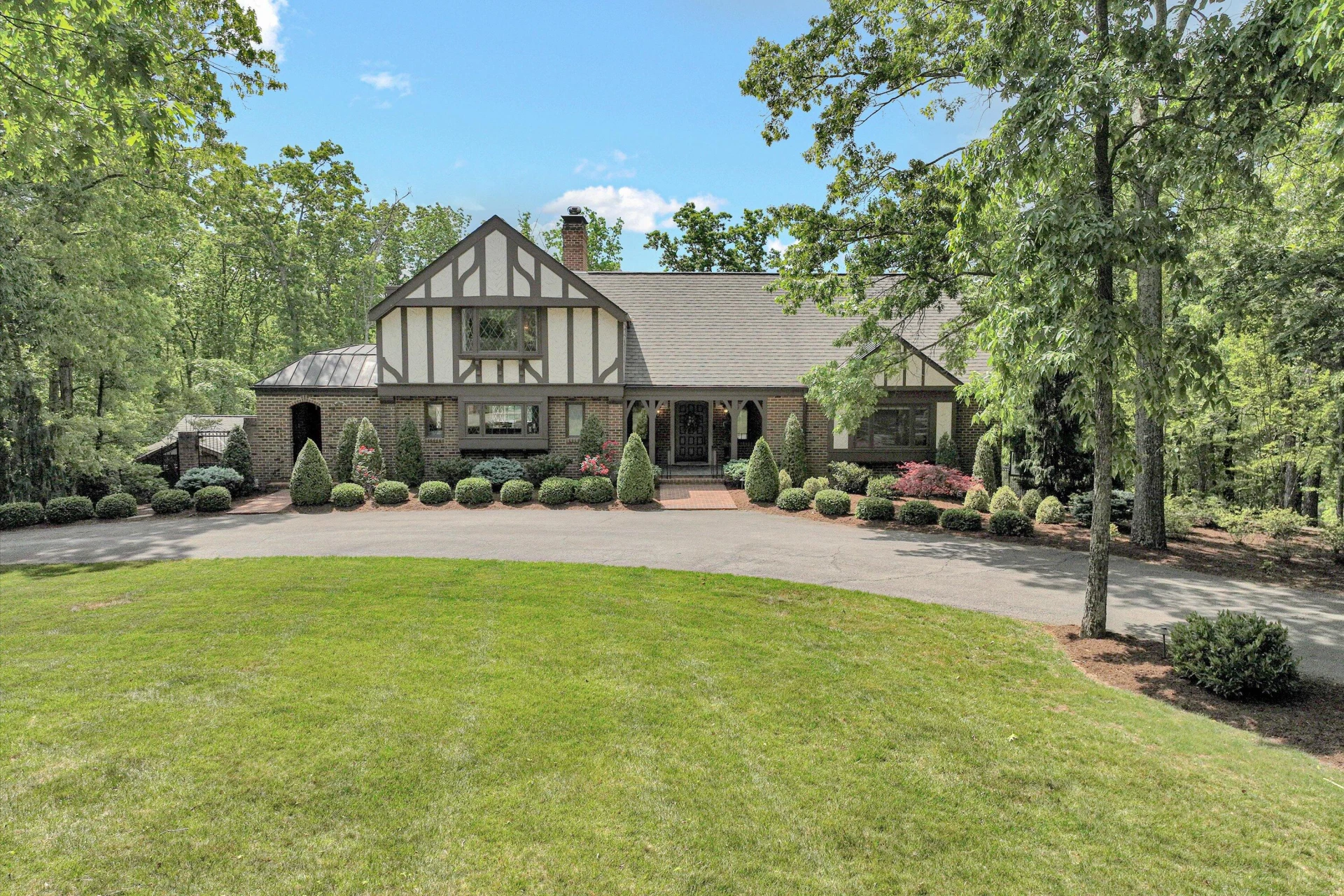 5225 Flintlock RD