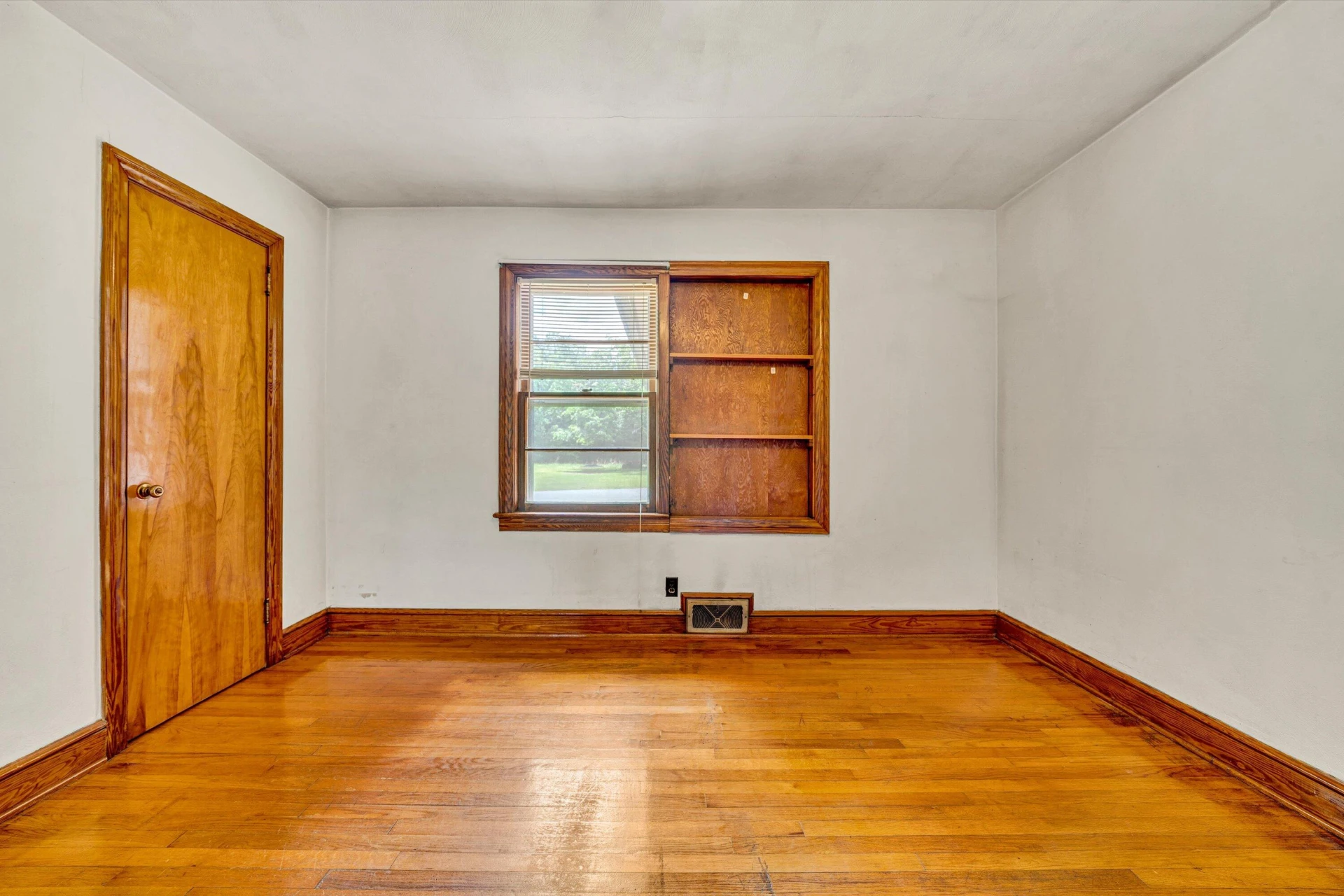 7080 OAK LEVEL RD - Photo 20