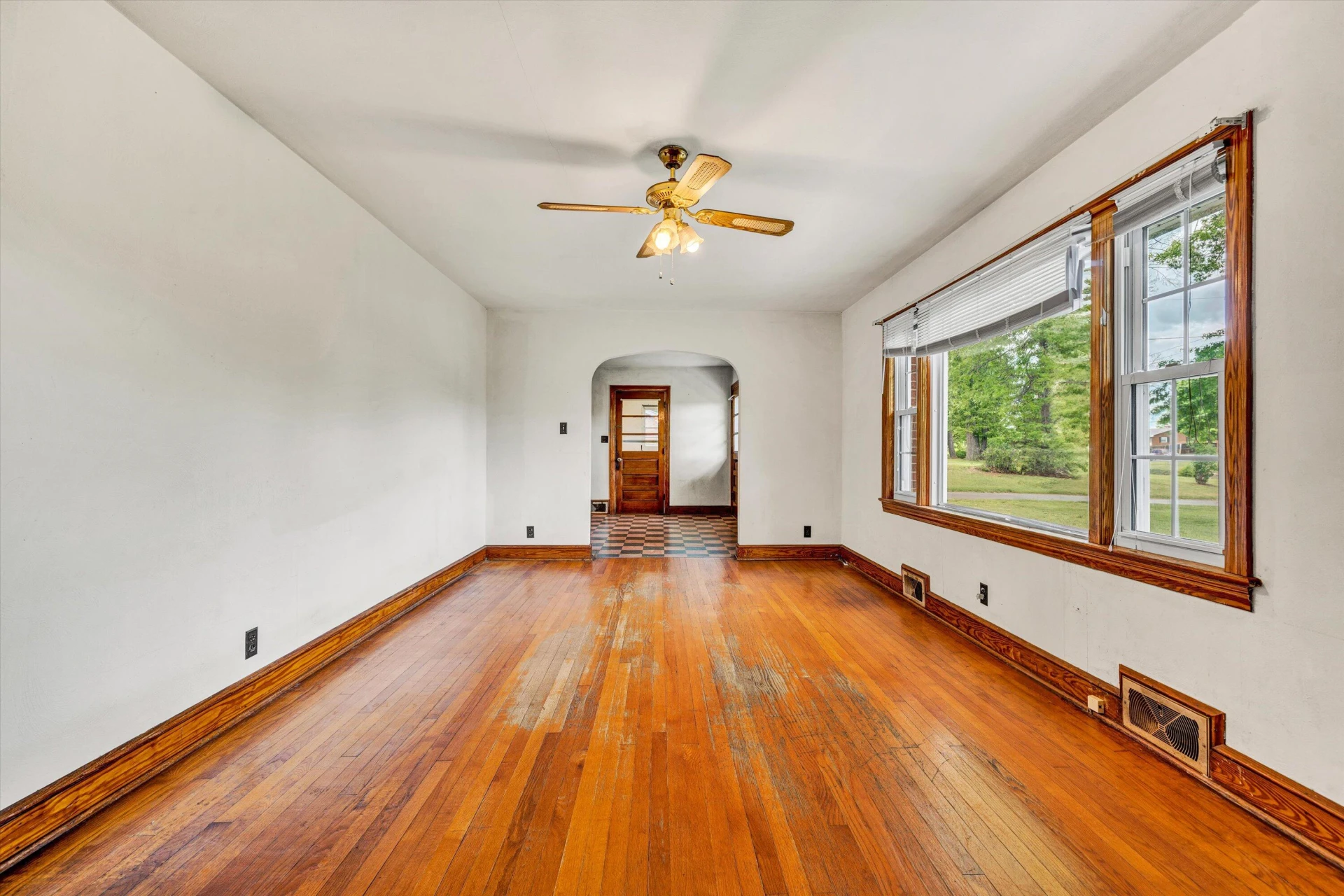 7080 OAK LEVEL RD - Photo 5