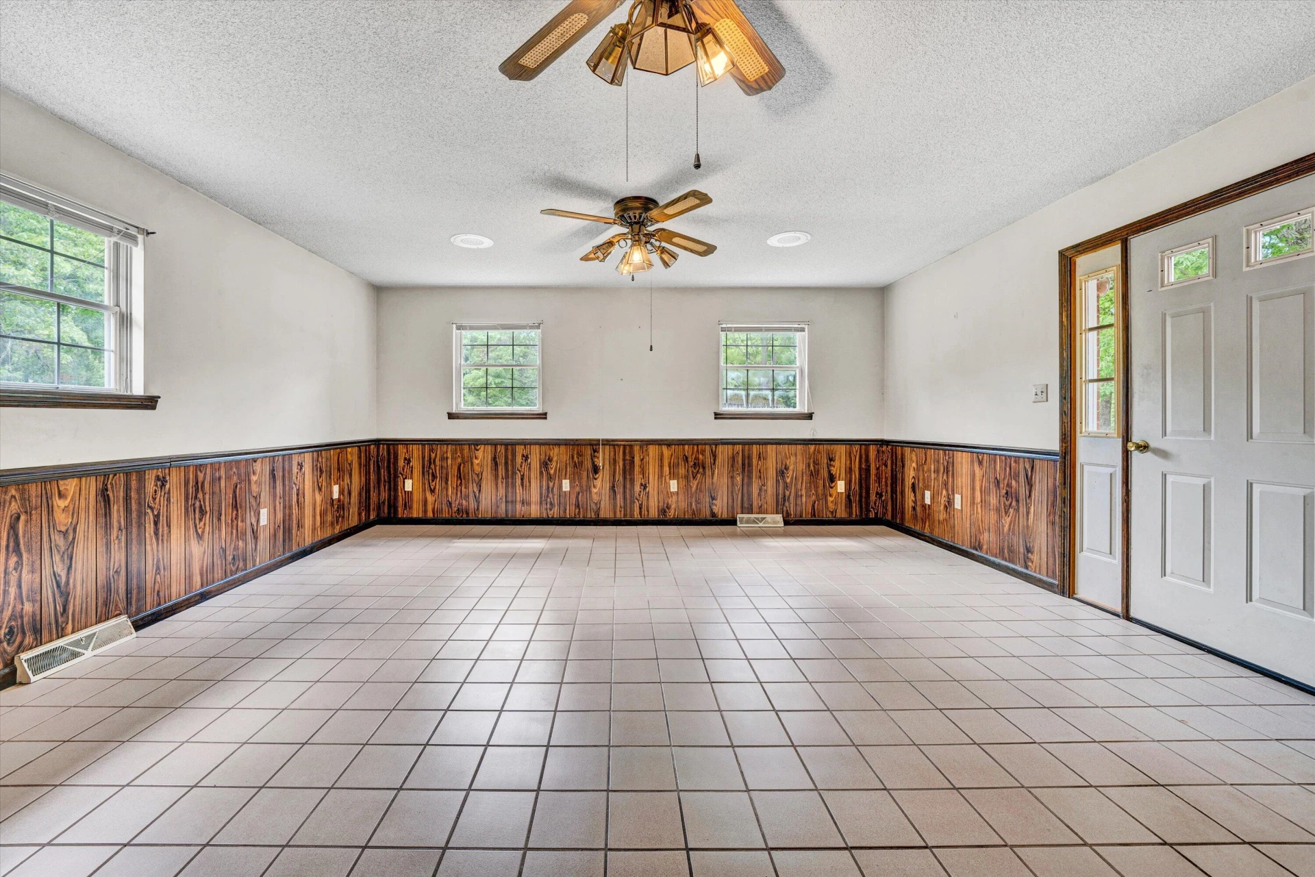7080 OAK LEVEL RD - Photo 7