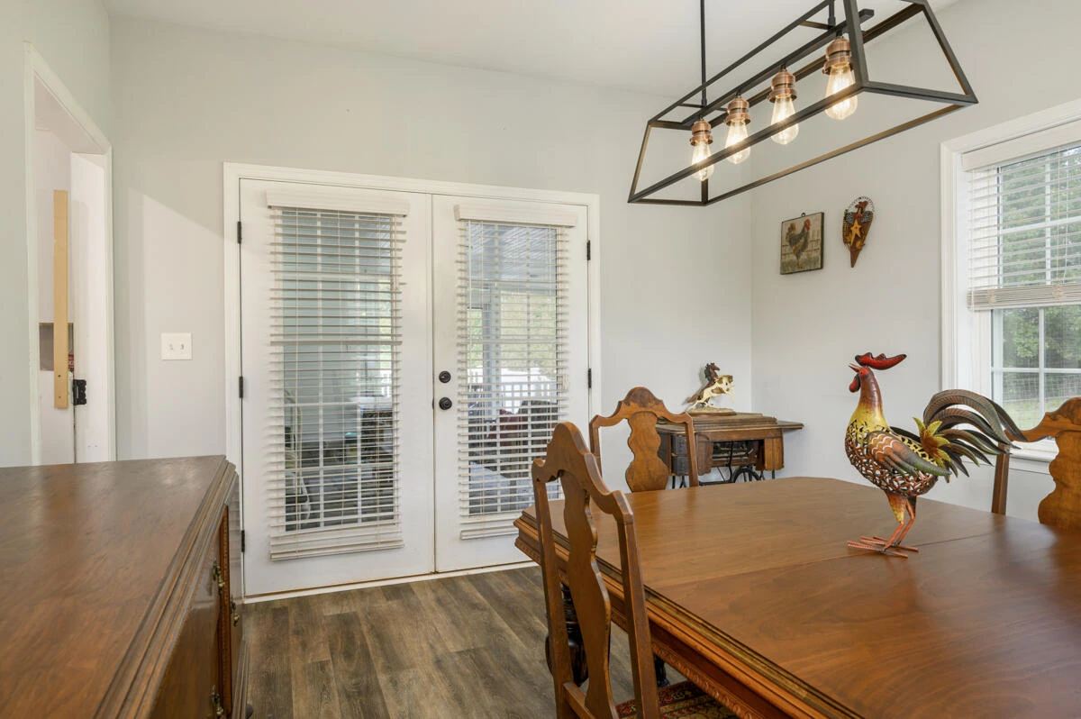 1169 Mountain Creek LN - Photo 24