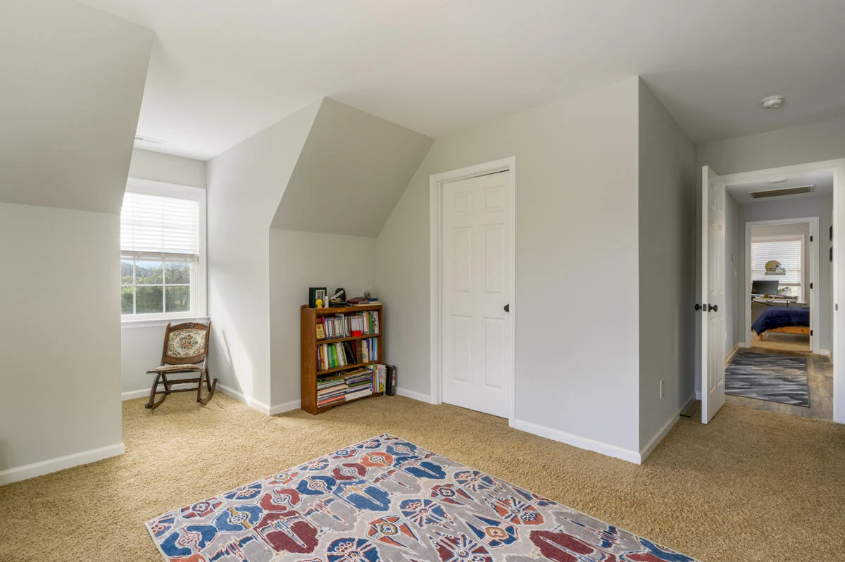 1169 Mountain Creek LN - Photo 32