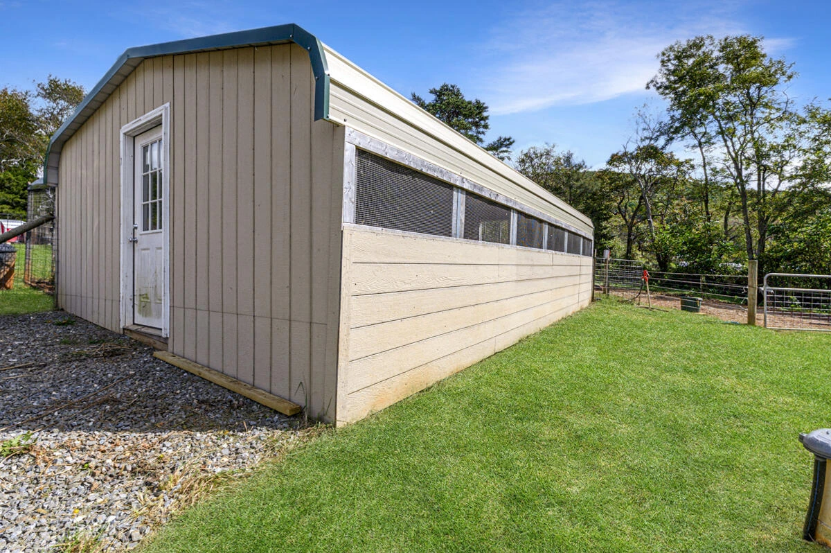 1169 Mountain Creek LN - Photo 46