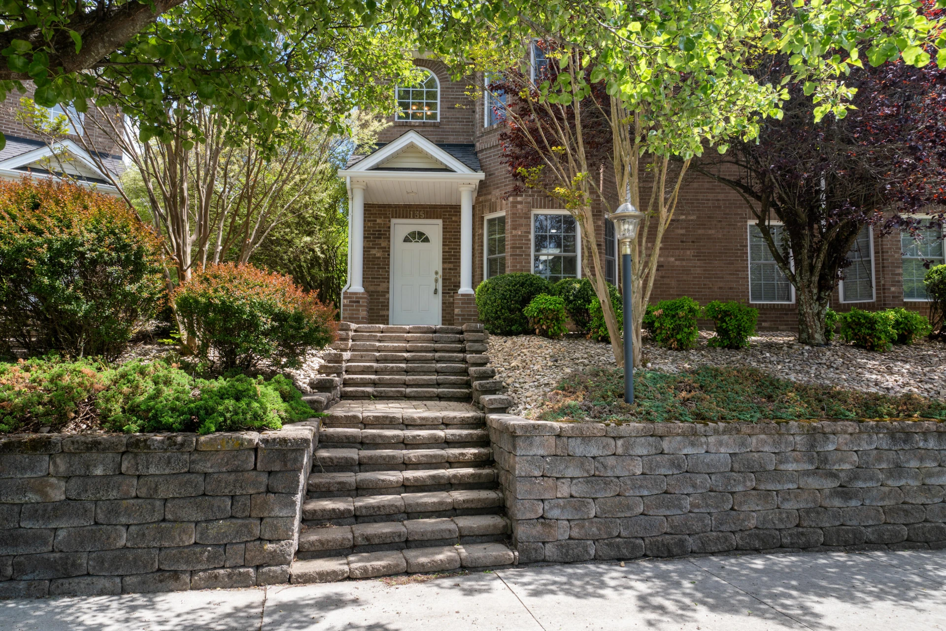 135 Phoenix BLVD - Photo 2
