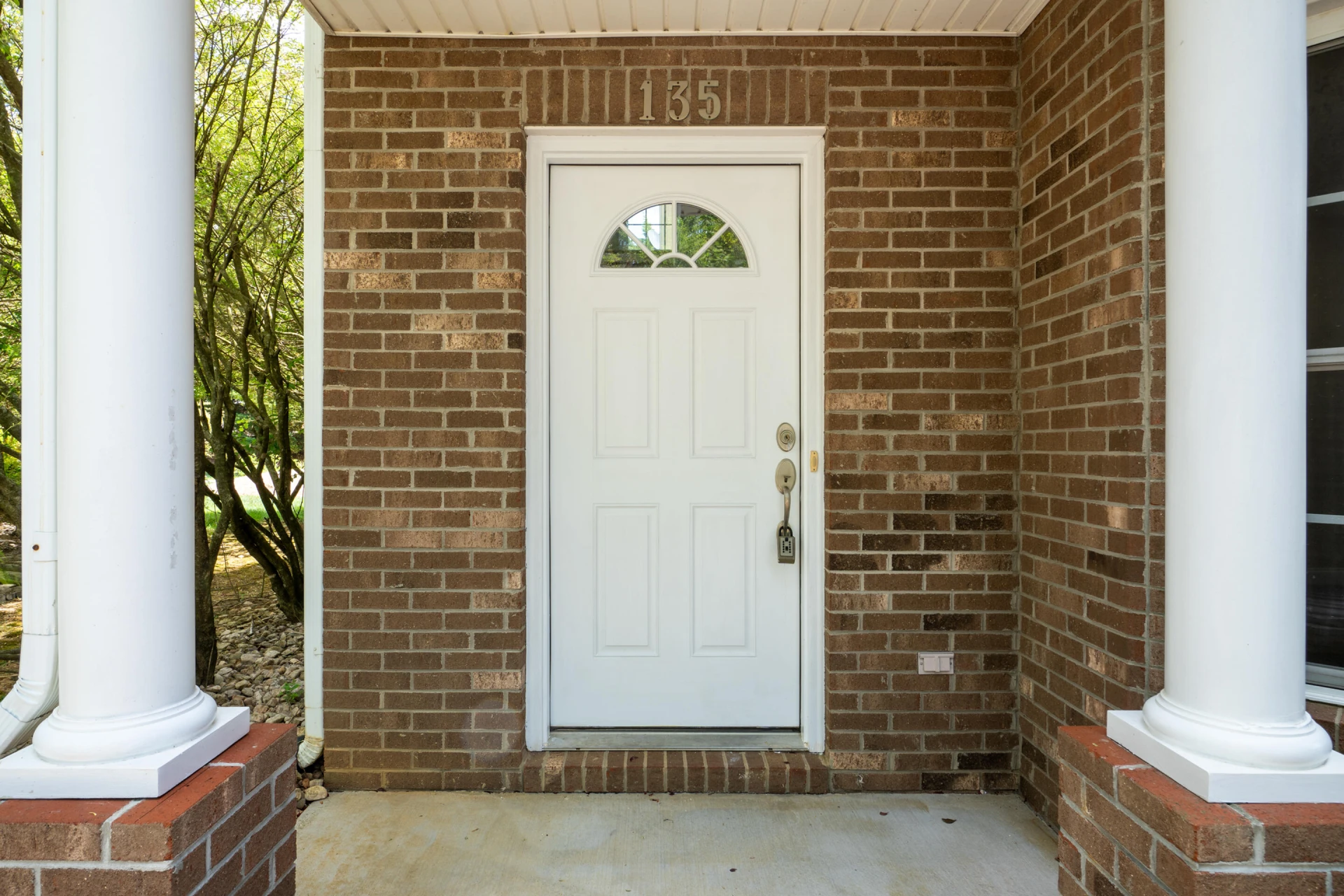 135 Phoenix BLVD - Photo 4