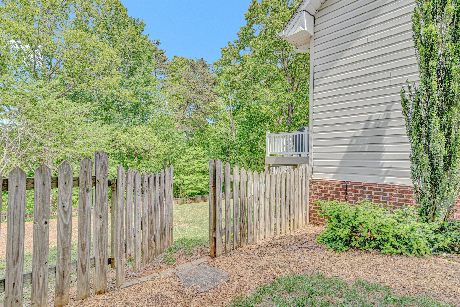 1304 Virginia Ridge DR - Photo 6