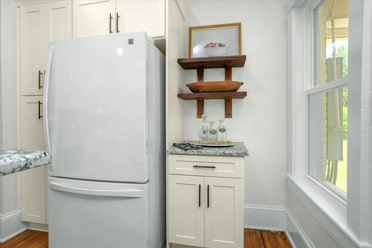 5817 Viewpoint AVE - Photo 21