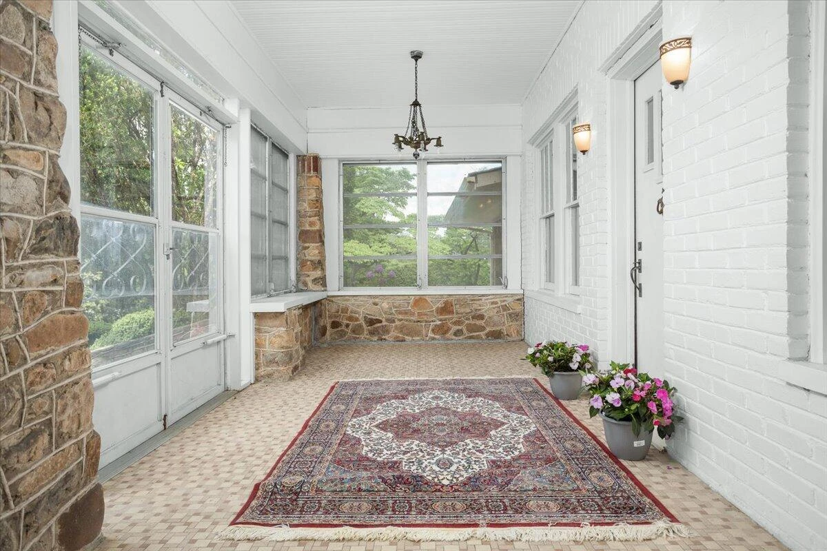 5817 Viewpoint AVE - Photo 24
