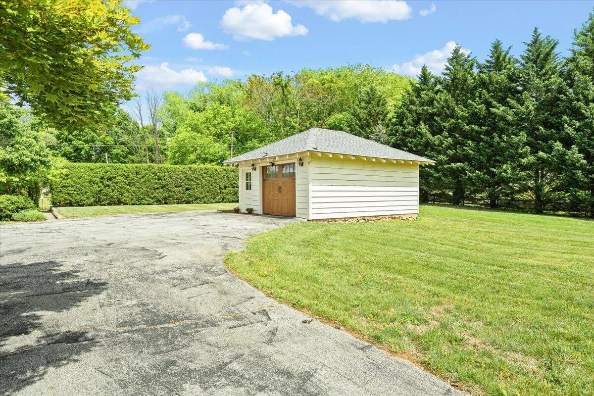 5817 Viewpoint AVE - Photo 45