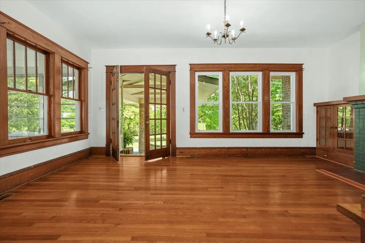 5817 Viewpoint AVE - Photo 10