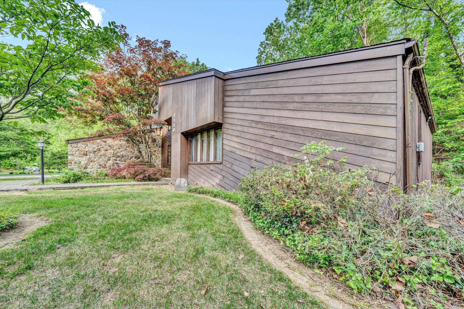 2350 Ross LN - Photo 18