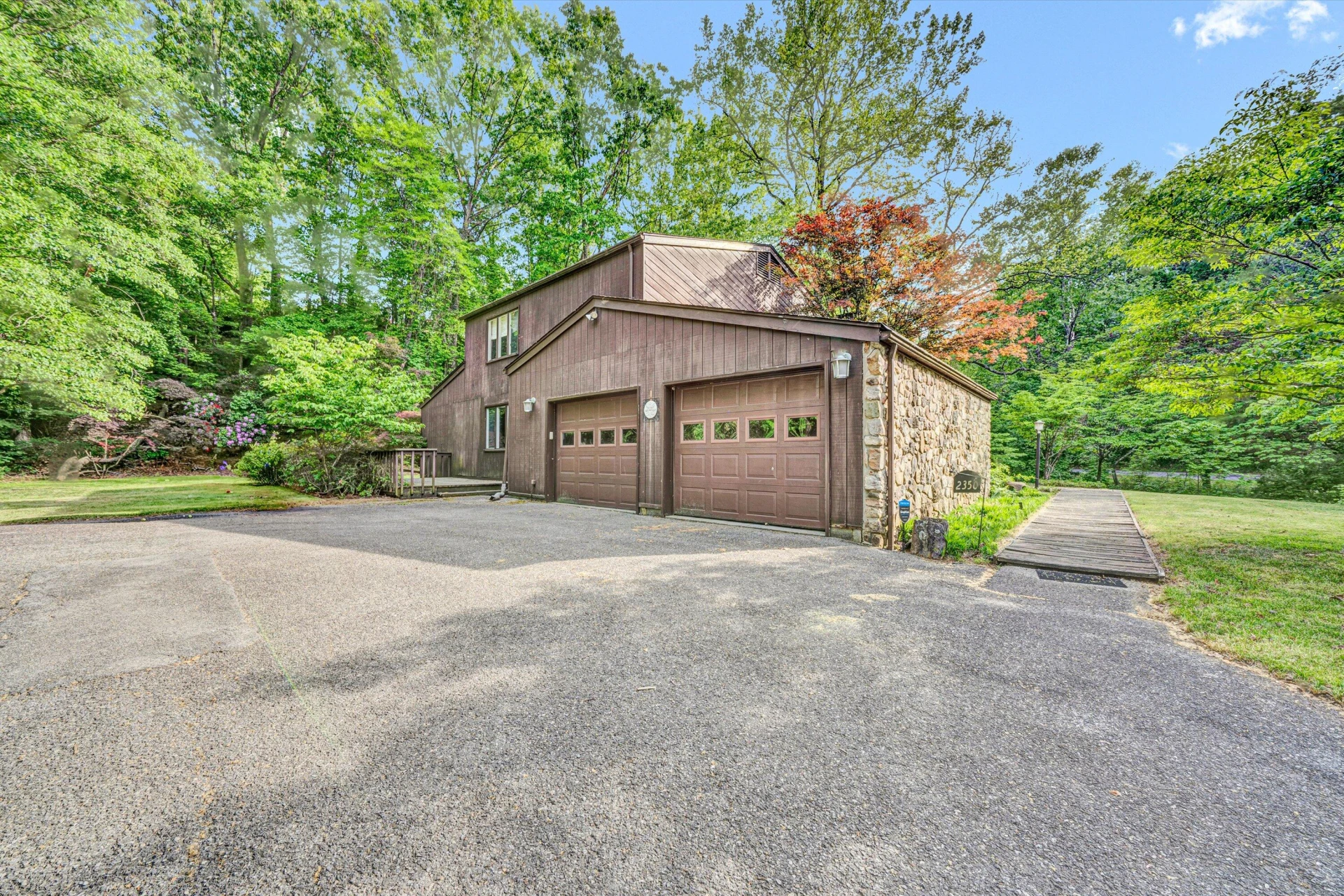 2350 Ross LN - Photo 4