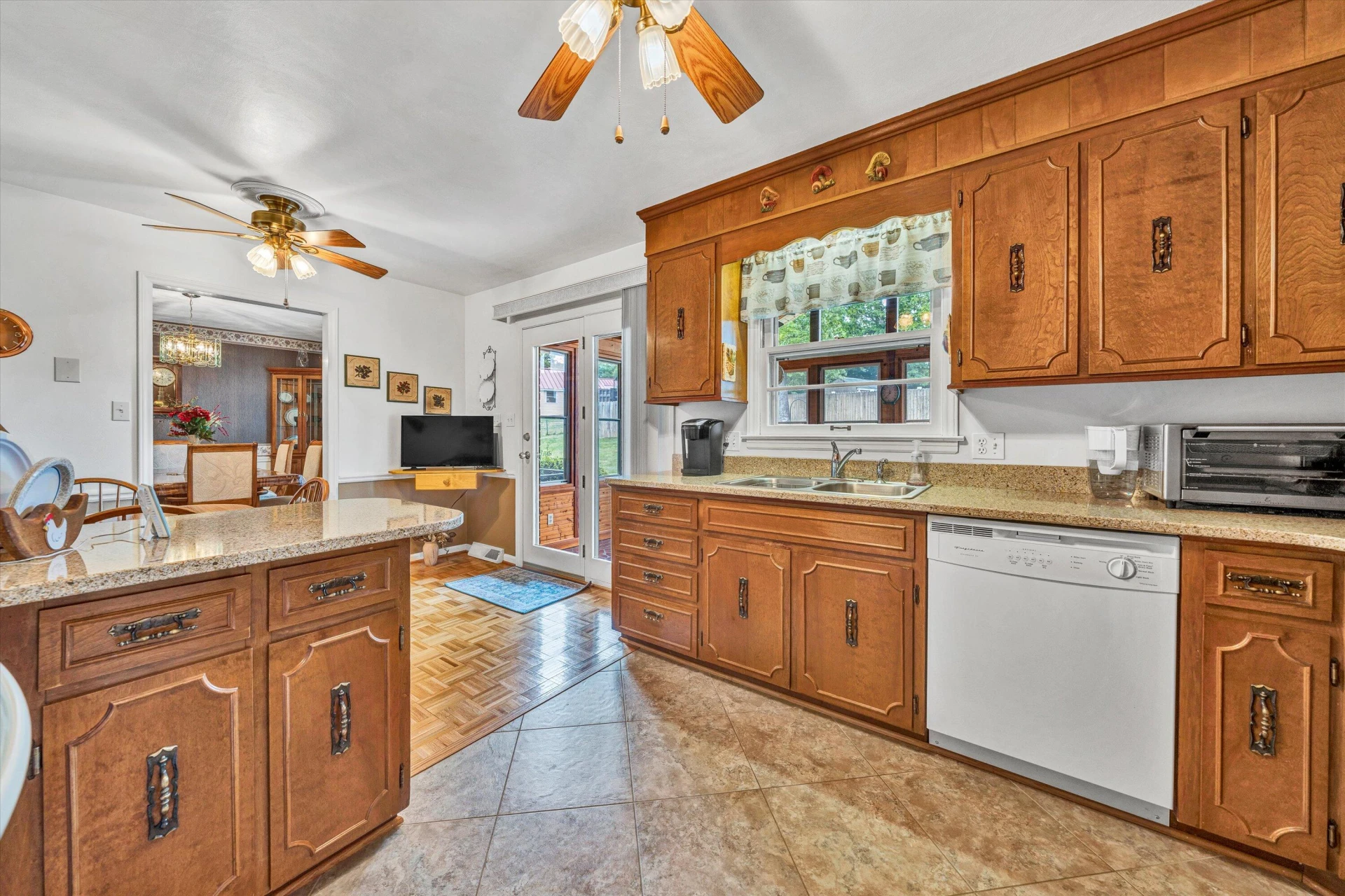459 Nellie CIR - Photo 16