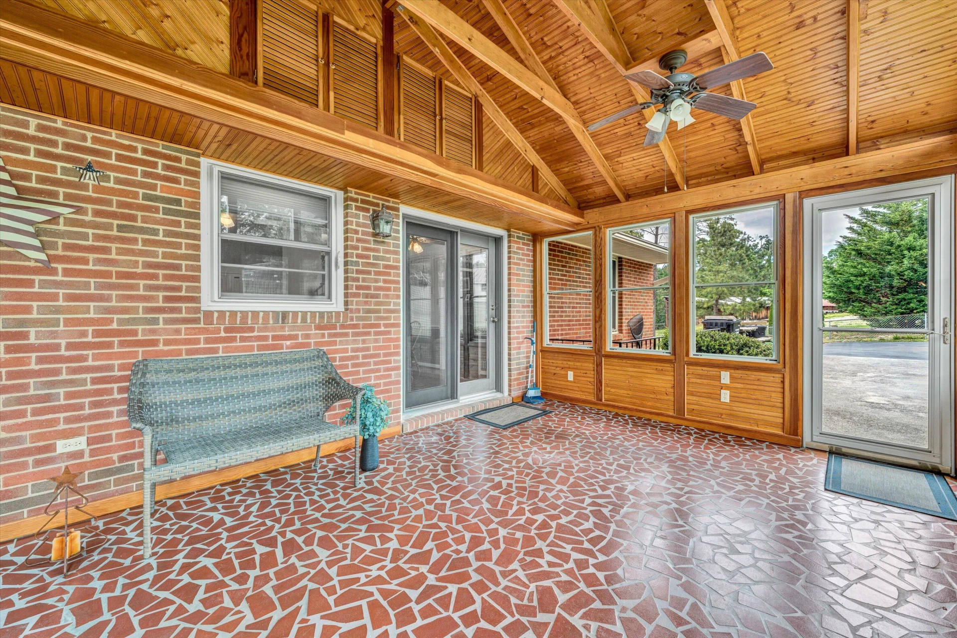 459 Nellie CIR - Photo 19