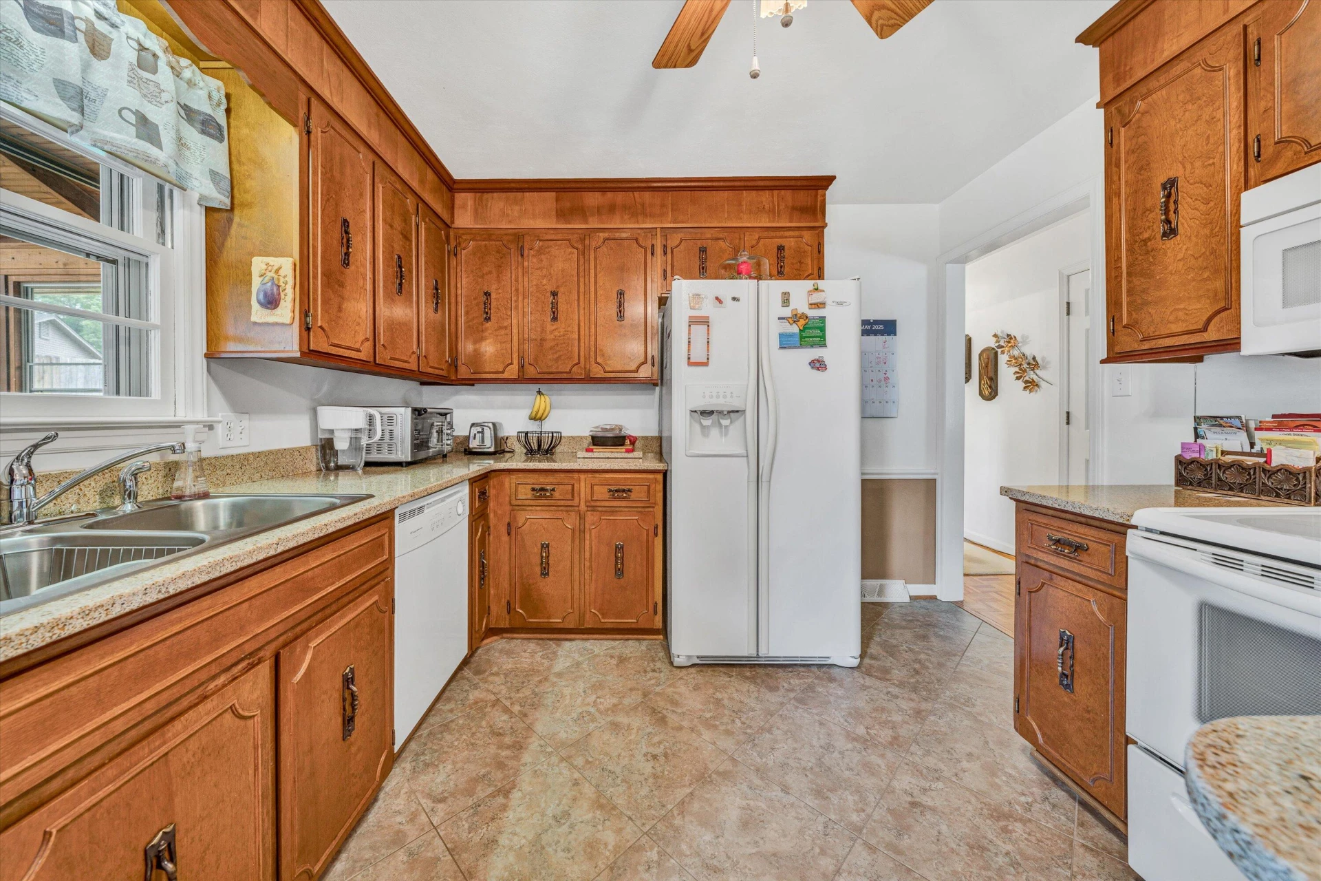459 Nellie CIR - Photo 2