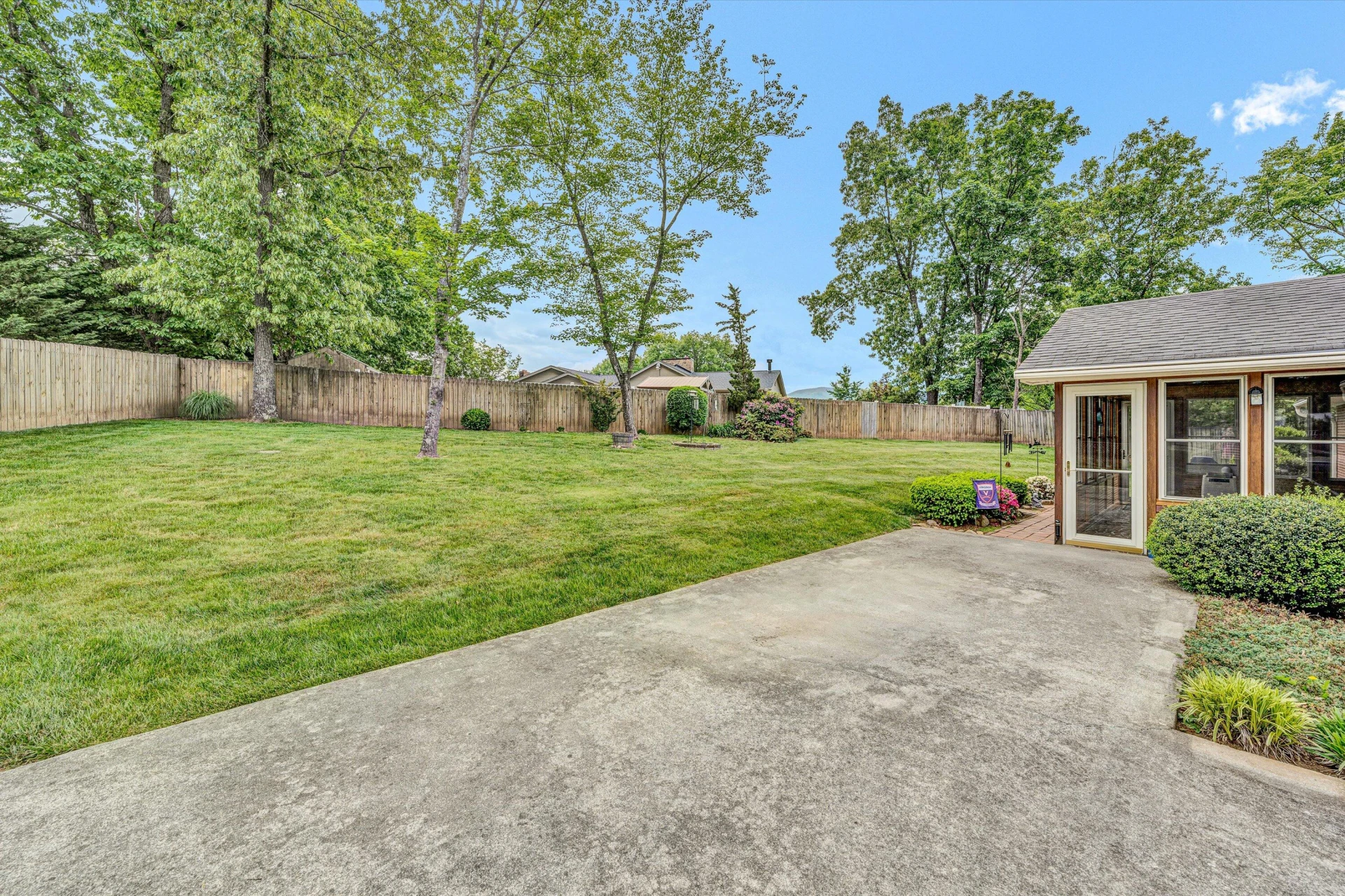 459 Nellie CIR - Photo 37