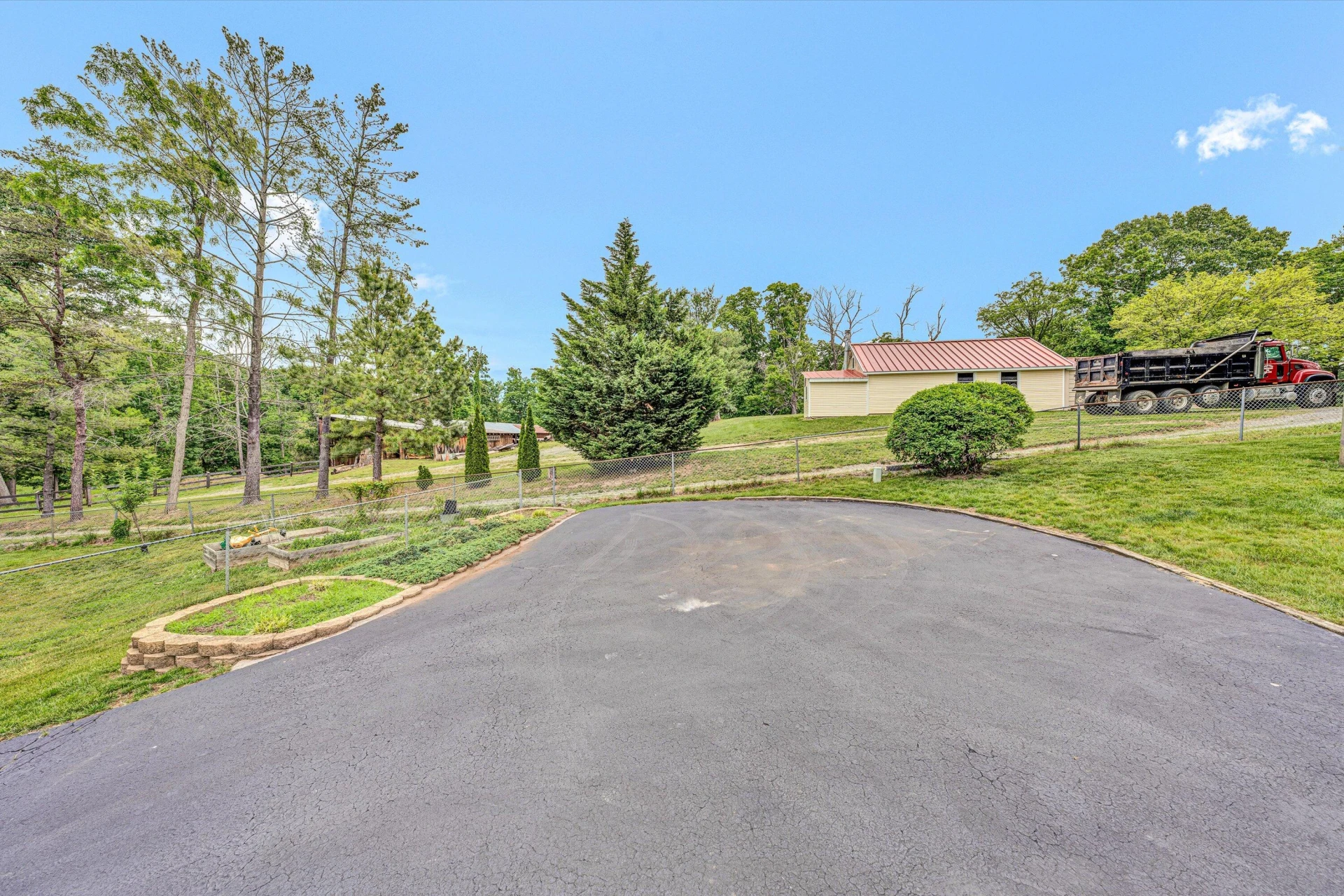459 Nellie CIR - Photo 38