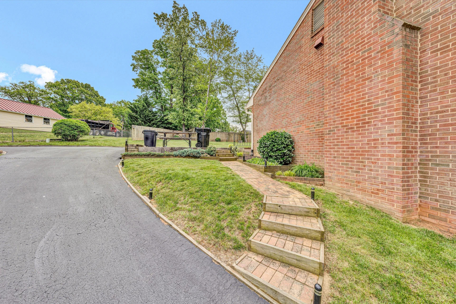 459 Nellie CIR - Photo 39