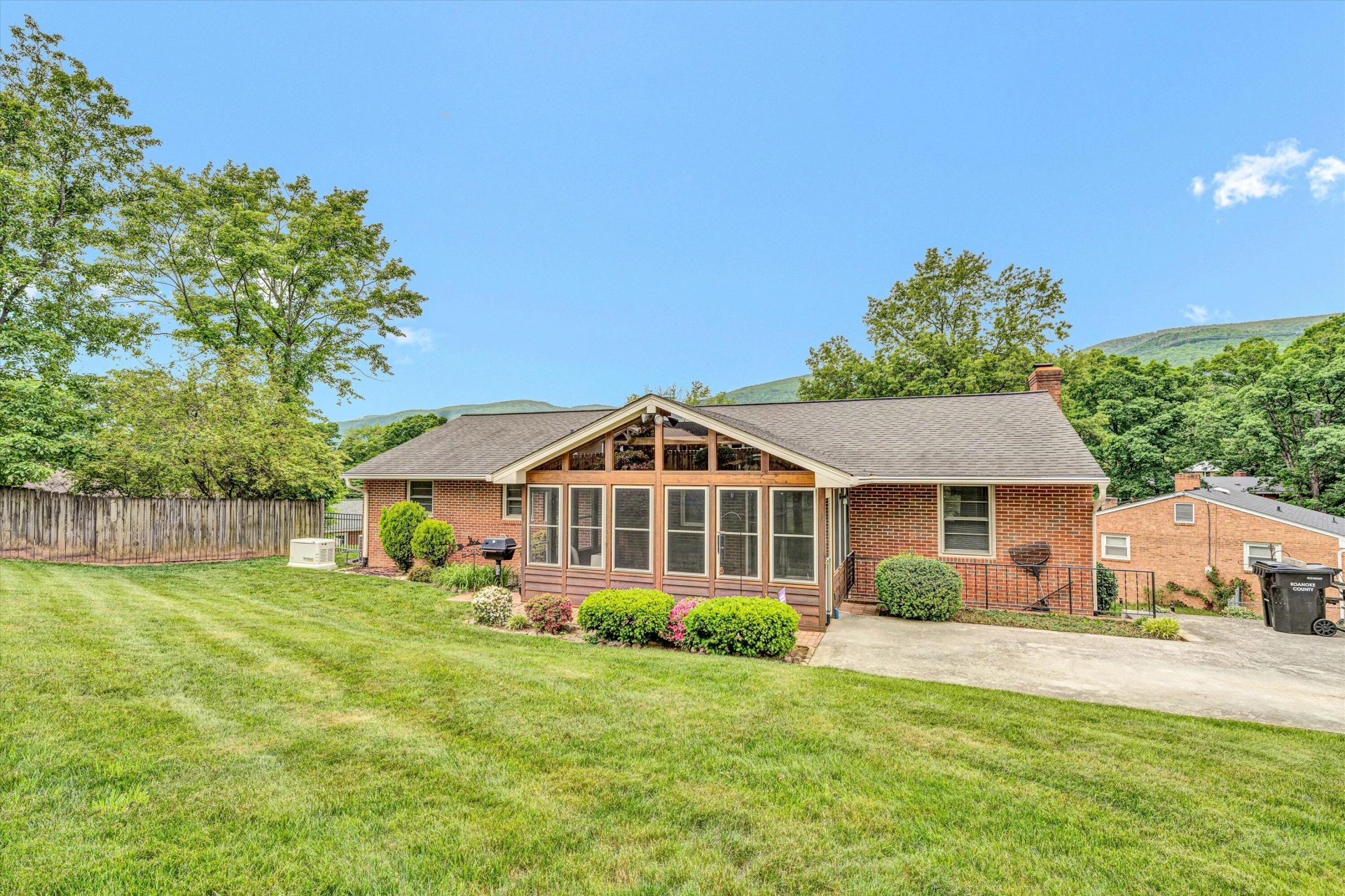 459 Nellie CIR - Photo 6