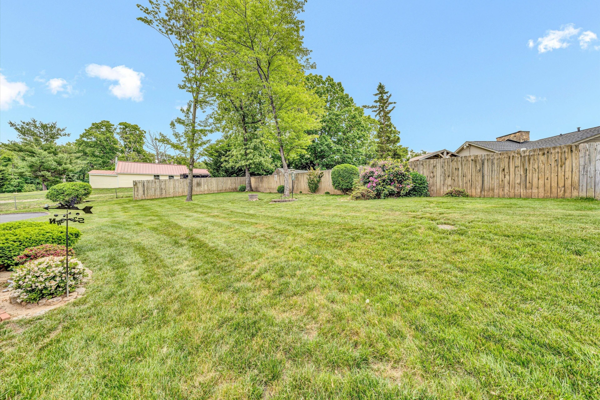 459 Nellie CIR - Photo 7