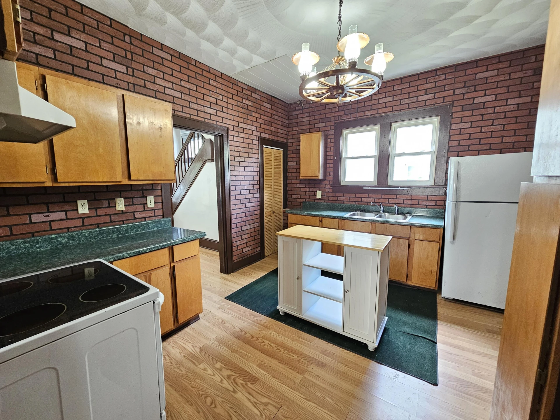 292 Holcombe AVE - Photo 11