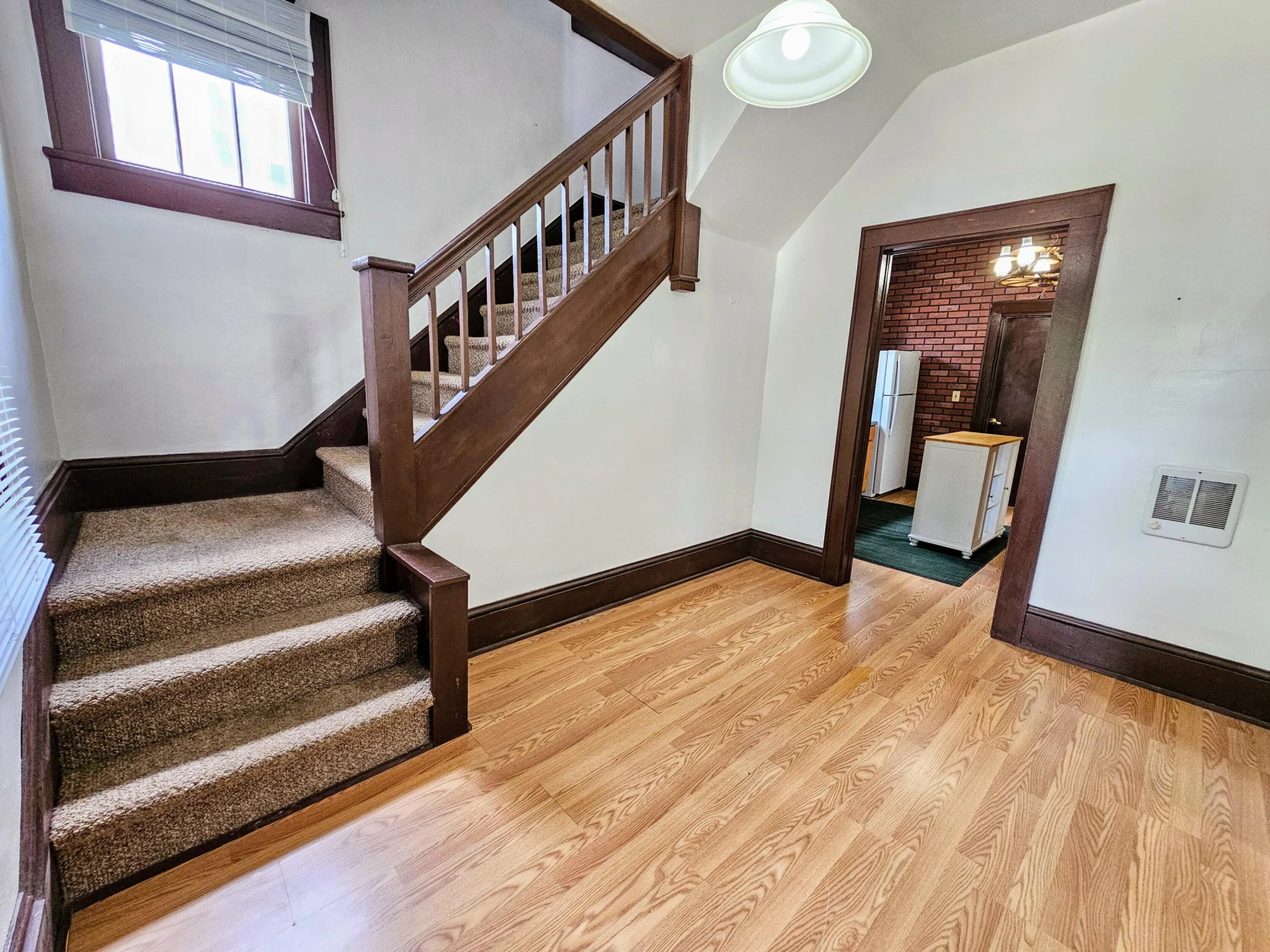 292 Holcombe AVE - Photo 4