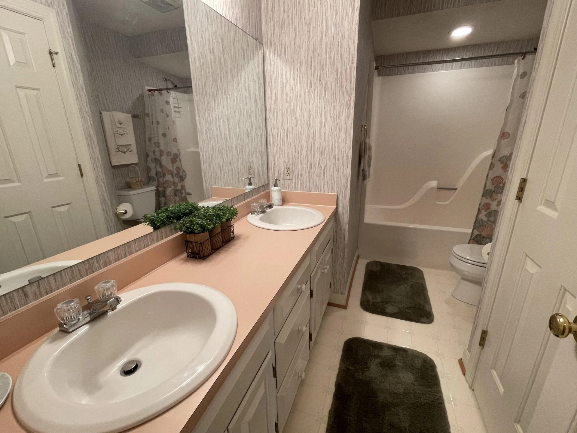 1394 Jefferson TER - Photo 35