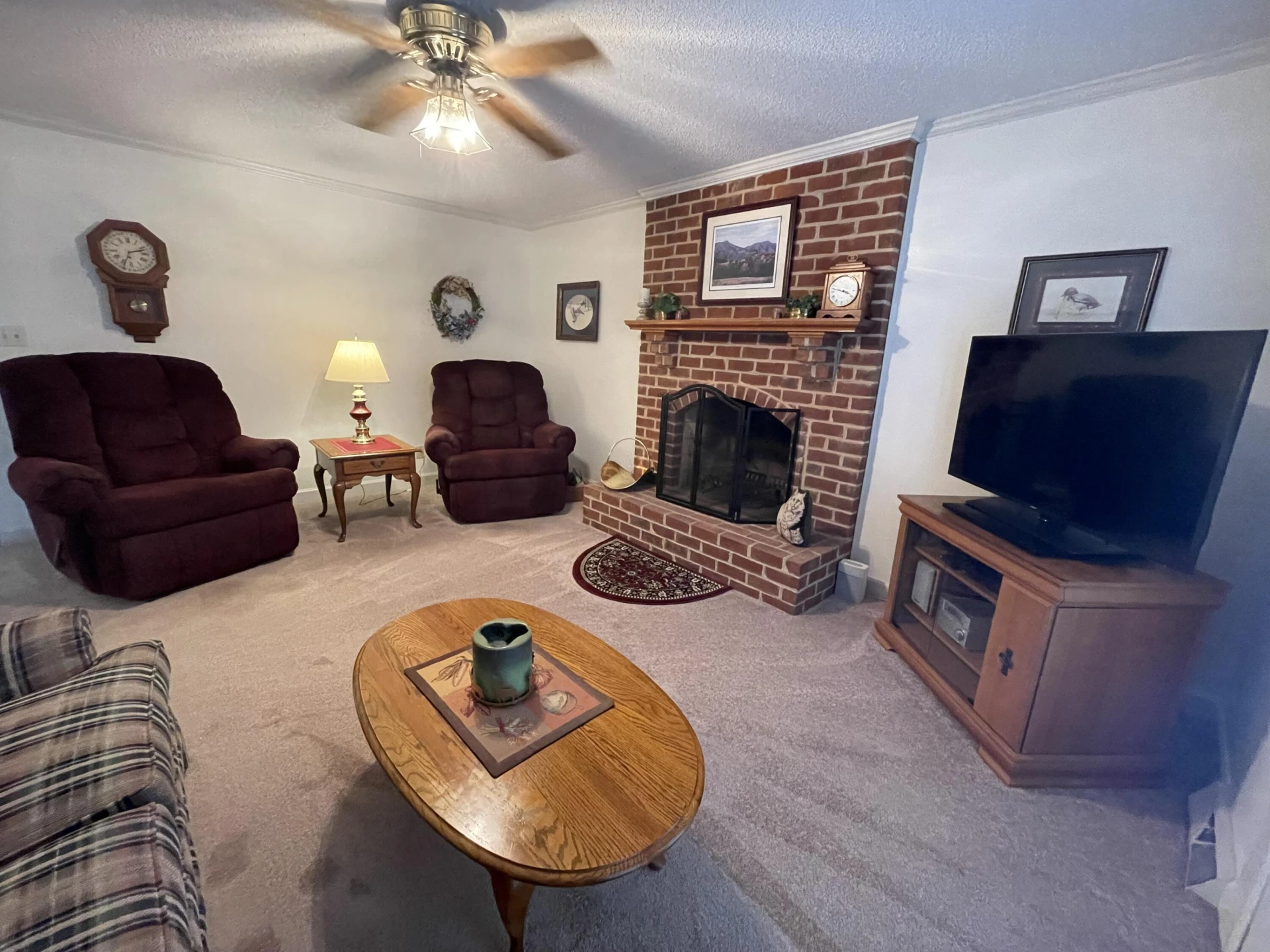 1394 Jefferson TER - Photo 7