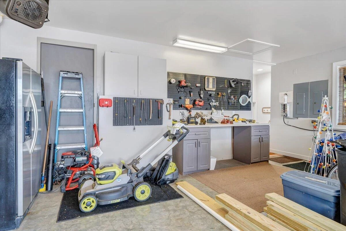 389 Blue Lake RD - Photo 108