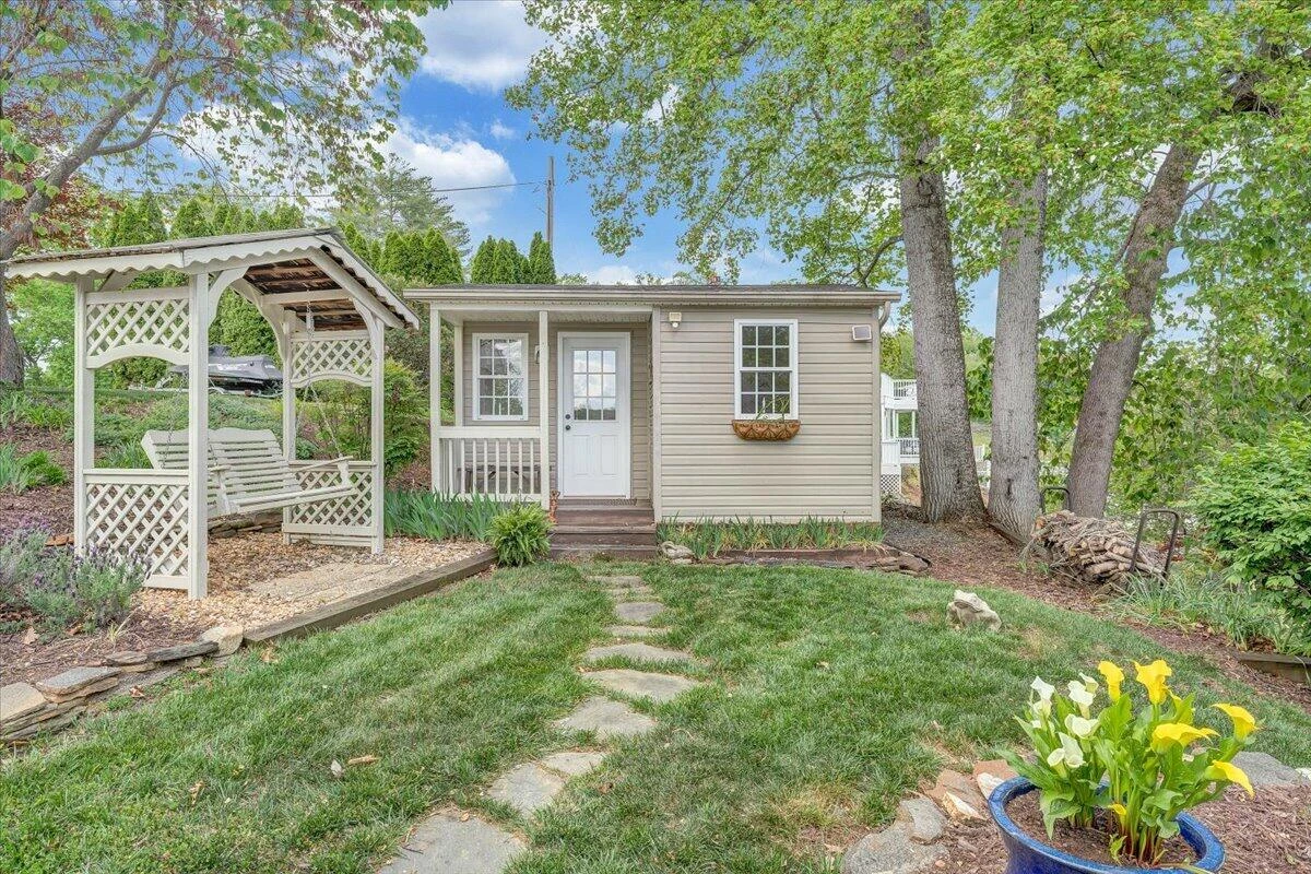389 Blue Lake RD - Photo 110