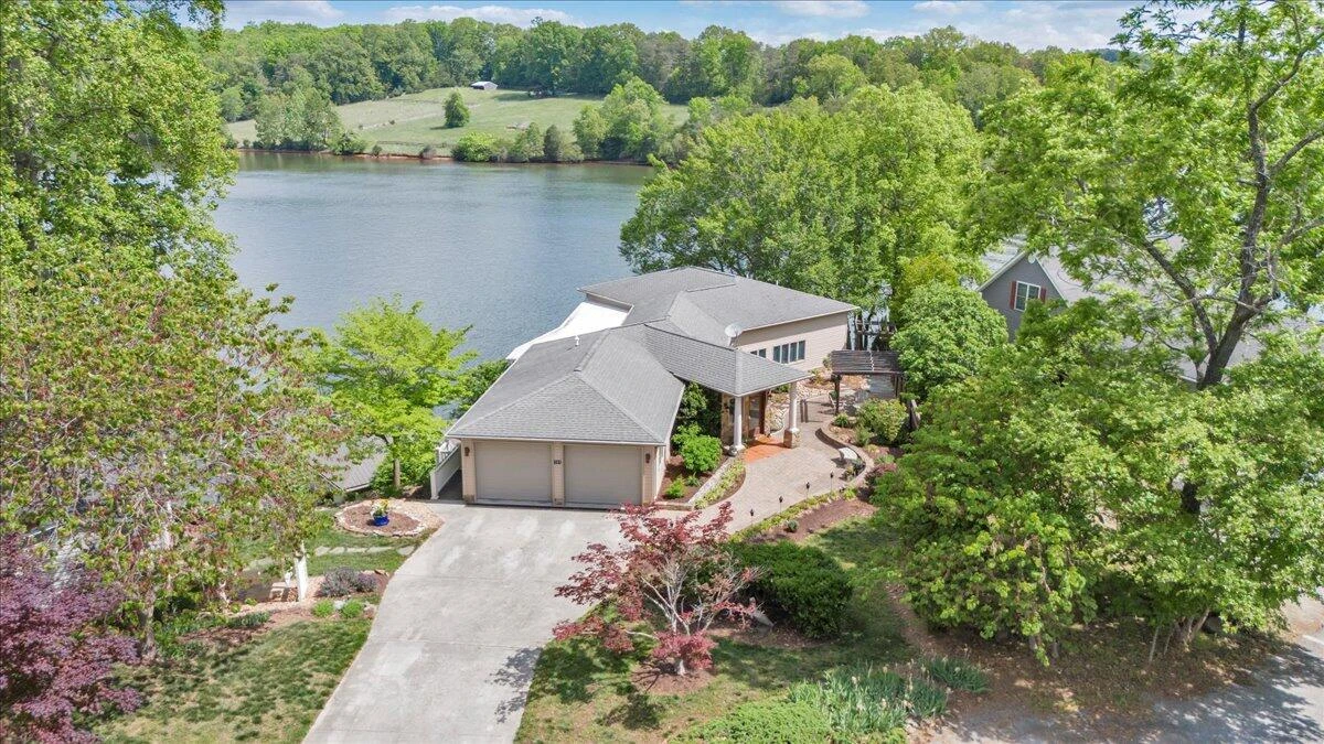 389 Blue Lake RD - Photo 129