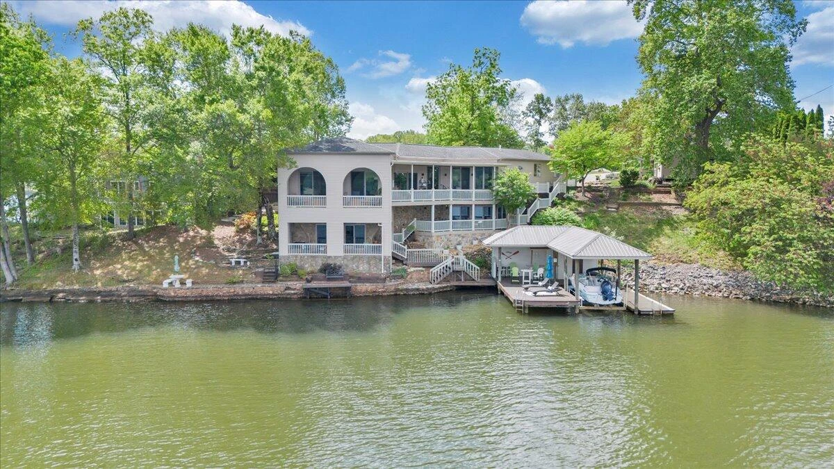 389 Blue Lake RD - Photo 135