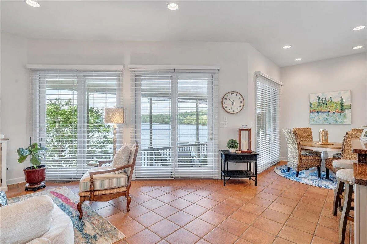 389 Blue Lake RD - Photo 26